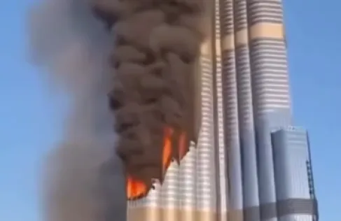 (إكس) تبدأ حربا على الفيديوهات المولدة بالذكاء الاصطناعي حول النزاعات المسلحة