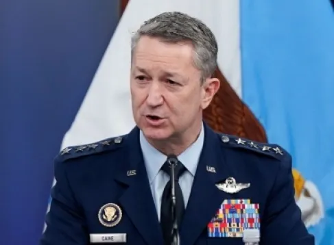 واشنطن: سنبدأ توسيع عملياتنا وضرب العمق الإيراني