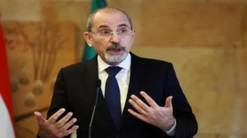 وزير الخارجية يتلقى اتصالات دولية تؤكد تضامنها مع الأردن