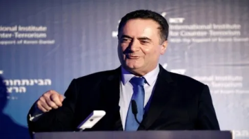 وزير الحرب الإسرائيلي: حرب إيران كانت مقررة منتصف 2026