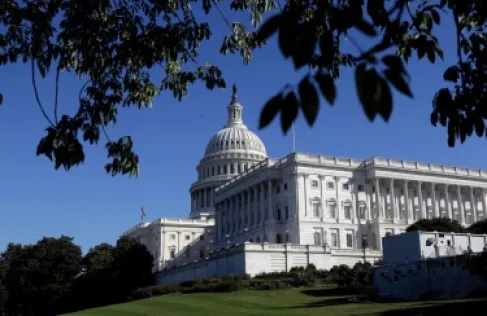 كم تنفق واشنطن من الدولارات يوميا في حربها ضد إيران؟