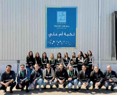 موظفو بنك القاهرة عمّان يشاركون في فعالية تعبئة طرود الخير مع تكية أم علي