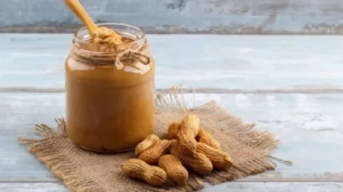 في صراع الزبدة.. اللوز يتفوق نسبيا على الفول السوداني