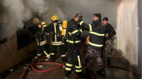 الأمن: نتعامل مع حريق مستودع أخشاب بالقويسمة