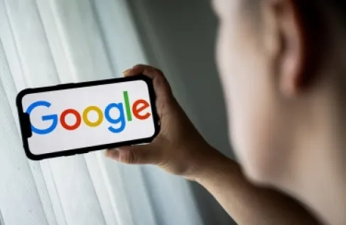 إعداد خفي في (غوغل) يحمي خصوصيتك.. ما هو؟