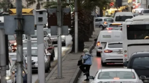 Jordan.. A slight drop in temperatures with light rain showers