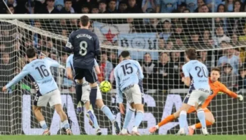 ركلة جزاء ومخالفة.. خطايا تحكيمية في فوز ريال مدريد على سيلتا فيغو