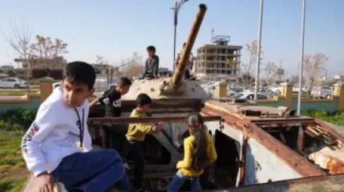 كيف نحمي أطفالنا من الآثار النفسية للحروب؟