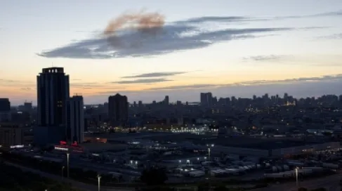 سماع دوي انفجارات قوية في المنامة