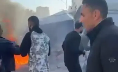 شهيدان ومصابون بقصف سيارة غربي مدينة غزة