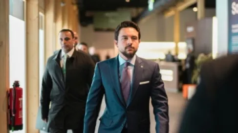 ولي العهد يعزي نظيره الكويتي بعسكريين استشهدوا أثناء أداء الواجب