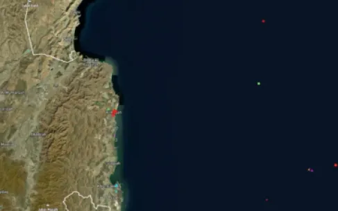 Mass exodus of ships and tankers from the UAE's Fujairah port following an attack