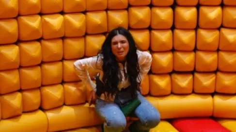 رامز جلال يسخر من دينافي رامز ليفيل الوحش: ناظرة مدارس الرقص الشرقي