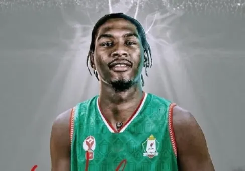 سلة الوحدات يتعاقد مع المحترف الأمريكي داريوس هول