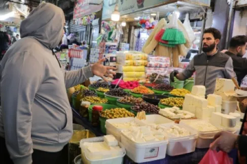 وزير الصناعة للاردنيين : لا يوجد مبرر للتهافت على البضائع وتخزينها