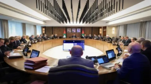 إقرار مشروع قانون معدل لقانون السير لغايات إتمام جميع إجراءات بيع وشراء المركبات إلكترونيا