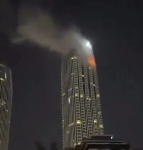 المكتب الإعلامي لدبي: سقوط طائرة مسيرة على مبنى قرب خور دبي