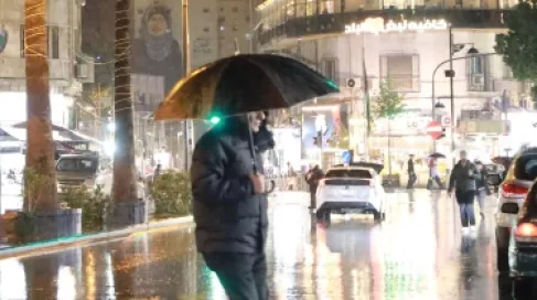 أجواء غير مستقرة في الأردن وأمطار متوقعة وتحذيرات من السيول والغبار