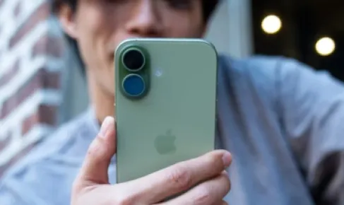 ميزة مخفية في آيفون تقلل إجهاد العين.. إليك كيفية تفعيلها