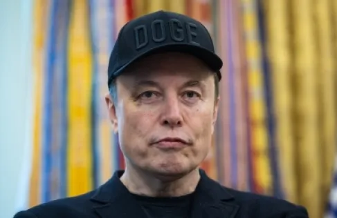 إيلون ماسك يستعد لإطلاق مشروع رقائق الذكاء الاصطناعي