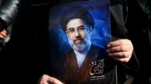 هكذا نجا مجتبى خامنئي بأعجوبة من الاغتيال