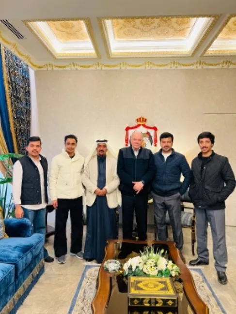 The Poet Al-Jbour: Faisal Al-Fayez Resolves the Issue of Dismissed Students at The University of Jordan