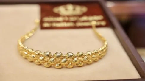 الأردن.. انخفاض سعر الذهب عيار 21 بمقدار دينار في التسعيرة الثانية الأربعاء