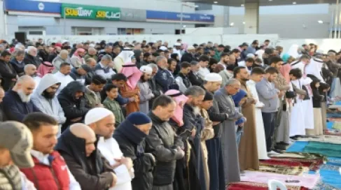 الخلايلة في خطبة العيد: تألمنا لإغلاق المسجد الأقصى