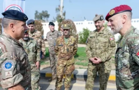 من العراق ... فرار 100 جندي إيطالي إلى الأردن