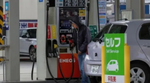 تعطل الإمدادات عبر مضيق هرمز يرفع أسعار الوقود في اليابان والصين