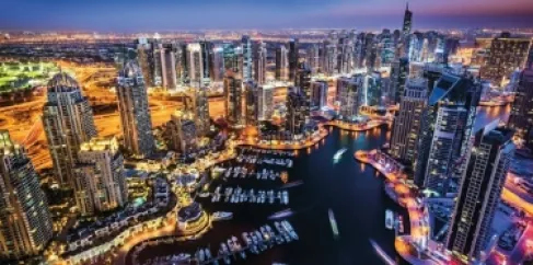 عمليات التجارة البحرية البريطانية: مقذوف يصيب سفينة قبالة سواحل الشارقة