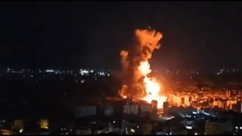 Israel Threatens Iran with a (Strong Strike That Sets it Back Decades)