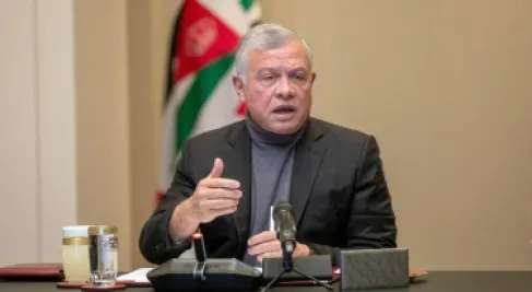 الملك ينبه من استغلال حرب إيران كذريعة لفرض واقع جديد في الضفة وغزة