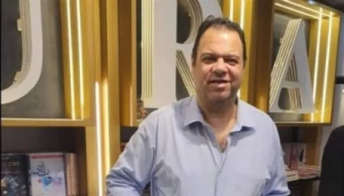 وفاة المخرج والكاتب المصري أحمد عاطف درة