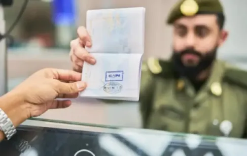 Saudi Arabia Extends Expired Visas and Allows Departure Without Penalties Until April 18