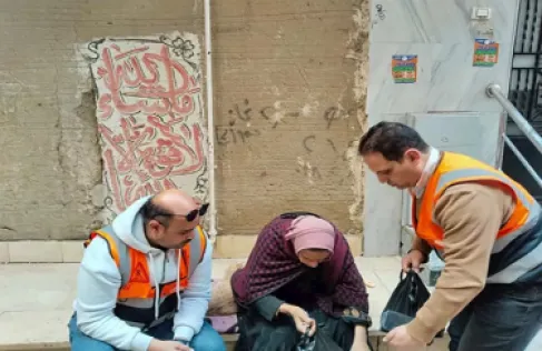 من الشارع لقصر الرئاسة.. الرئيس المصري يلتقي مهندسة نووية بعد قصة صادمة