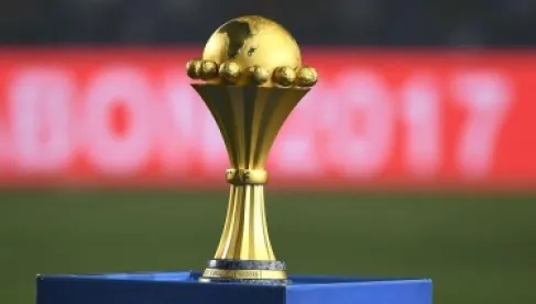 (تهديد ووعيد).. السنغال ترفض التخلي عن كأس أمم إفريقيا لصالح المغرب