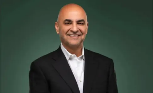 لماذا ينزعج البعض عندما يُقصف الكيان الصهيوني من قبل إيران وحزب الله؟