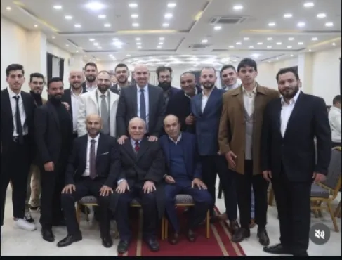 آل غنام النجار وآل عشا نسايب .. الصحفي محمد غنام طلب والنائب د. احمد عشا اعطى