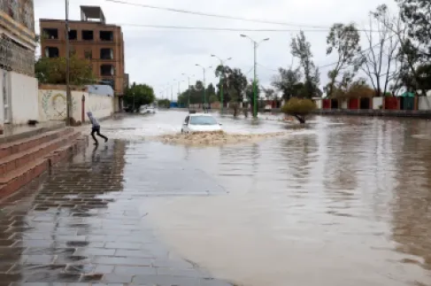 سيول اليمن: 17 وفاة وآلاف المتضررين جراء أمطار غزيرة