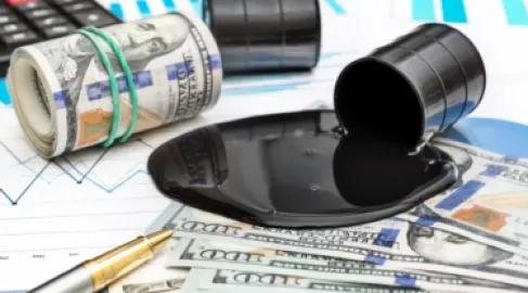 هل يقفز النفط لـ200 دولار مع استمرار إغلاق مضيق هرمز؟.. سيناريو الصدمة!