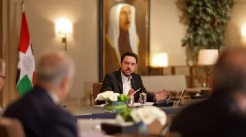 ولي العهد يؤكد أهمية الإسراع في تطوير وتنظيم بيئة تشريعية داعمة للمشاريع الناشئة