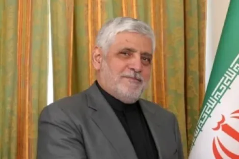 الفرنسية: السفير الإيراني لن يغادر لبنان رغم انتهاء المهلة الحكومية