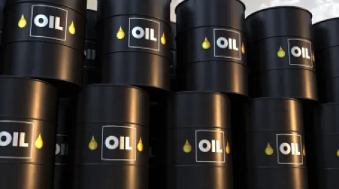 النفط يتجه صوب قفزة شهرية قياسية مع اتساع نطاق الحرب في الشرق الأوسط