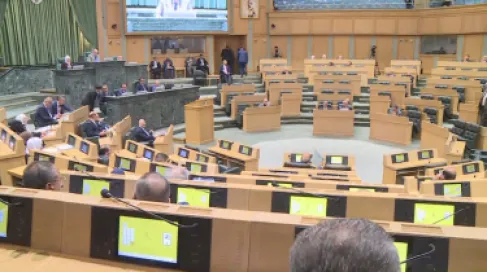 النواب يحيلون مشاريع قوانين إلى اللجان ويقرّون قرضاً إيطالياً لدعم القطاع الصحي