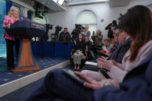 البيت الأبيض: محادثات سرية 