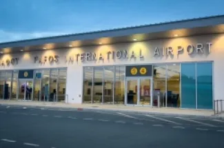 مطار بافوس الدولي - قبرص