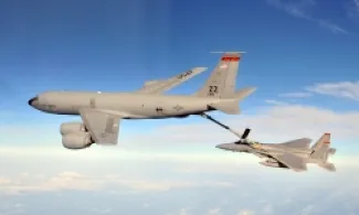 الطائرة المفقودة من طراز KC-135 الخاصة بالتوزد بالوقود -  ارشيف