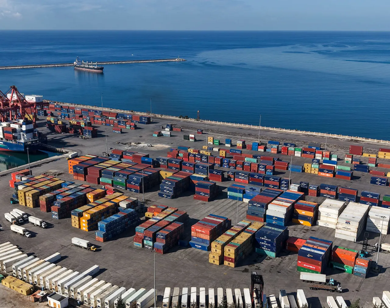 سورية.. وصول أول حاوية ترانزيت محوّلة من ميناء العقبة 