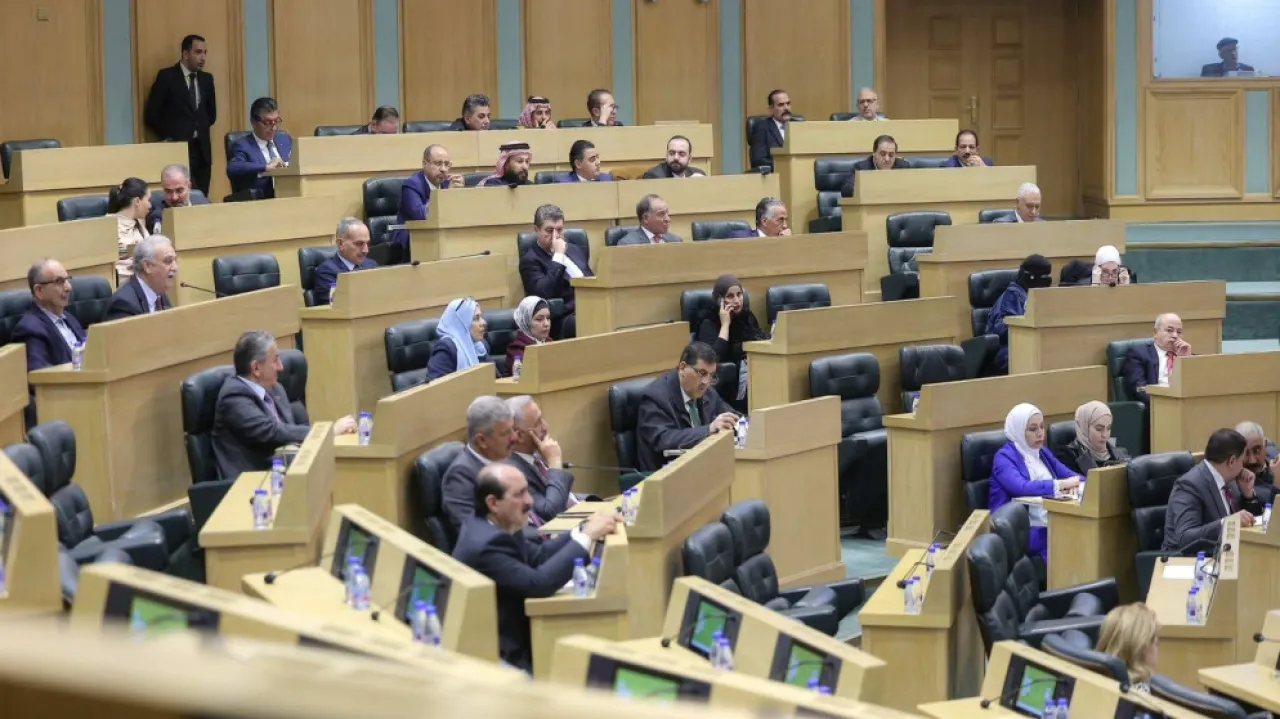 عاجل - بعد إغلاق ملف الضمان مؤقتاً.. ماذا سيناقش مجلس النواب الاثنين؟ 